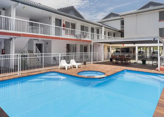 Sunshine Beach Motel
